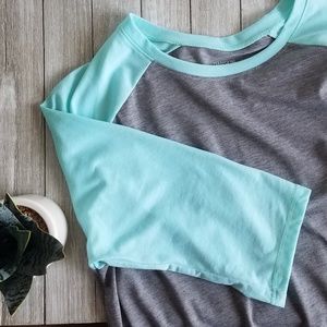 NWOT Danskin 3/4 sleeve Teal and Gray Tshirt
